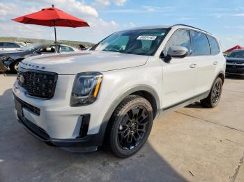  Salvage Kia Telluride