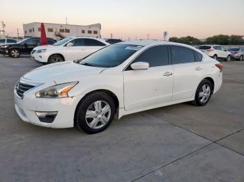  Salvage Nissan Altima