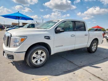  Salvage Nissan Titan