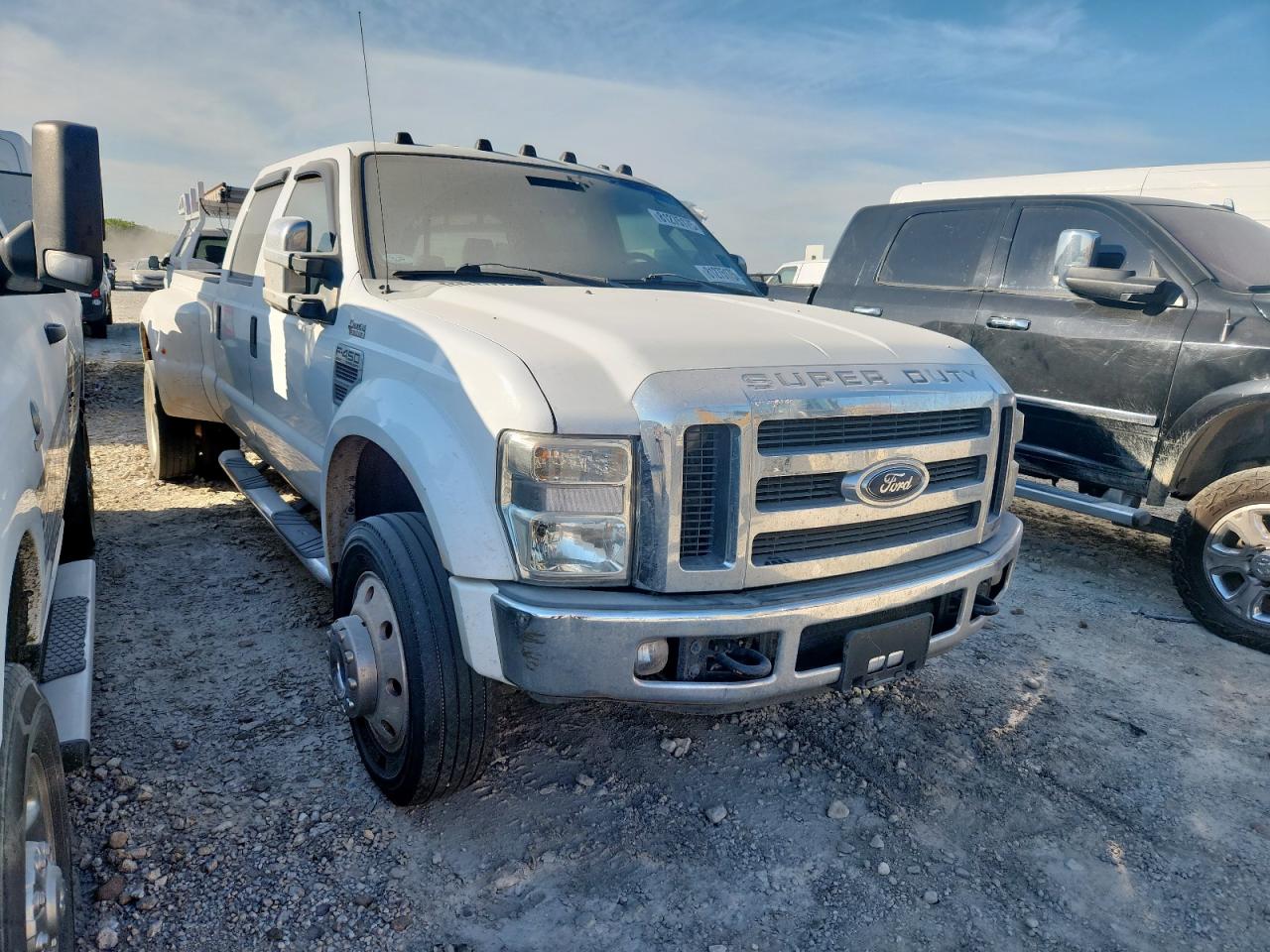 Ford F-450 Super Duty Image 6