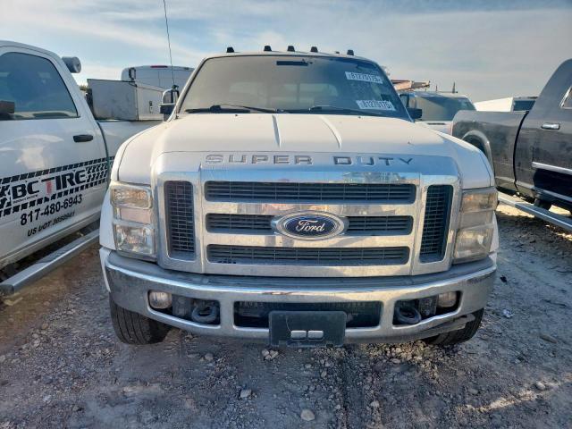 Ford F-450 Super Duty Image 2