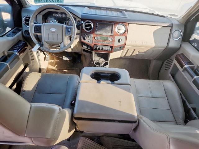 Ford F-450 Super Duty Image 8
