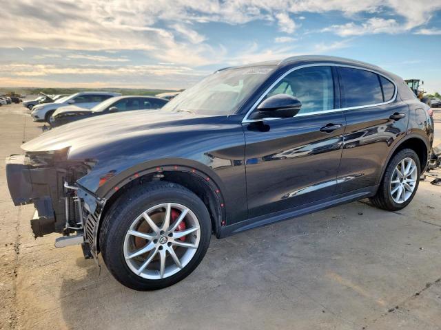  Salvage Alfa Romeo Stelvio