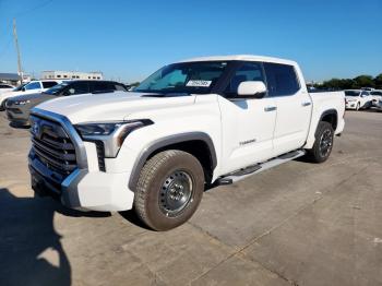  Salvage Toyota Tundra