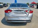 Chrysler 200 Limited Image 11