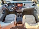 Toyota Sienna Le Image 12
