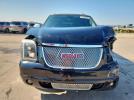 GMC Yukon Denali Image 13