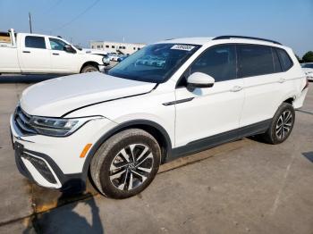  Salvage Volkswagen Tiguan