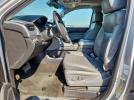 Chevrolet Suburban C1500 Lt Image 3