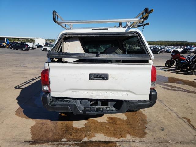 Toyota Tacoma Access Cab Image 11
