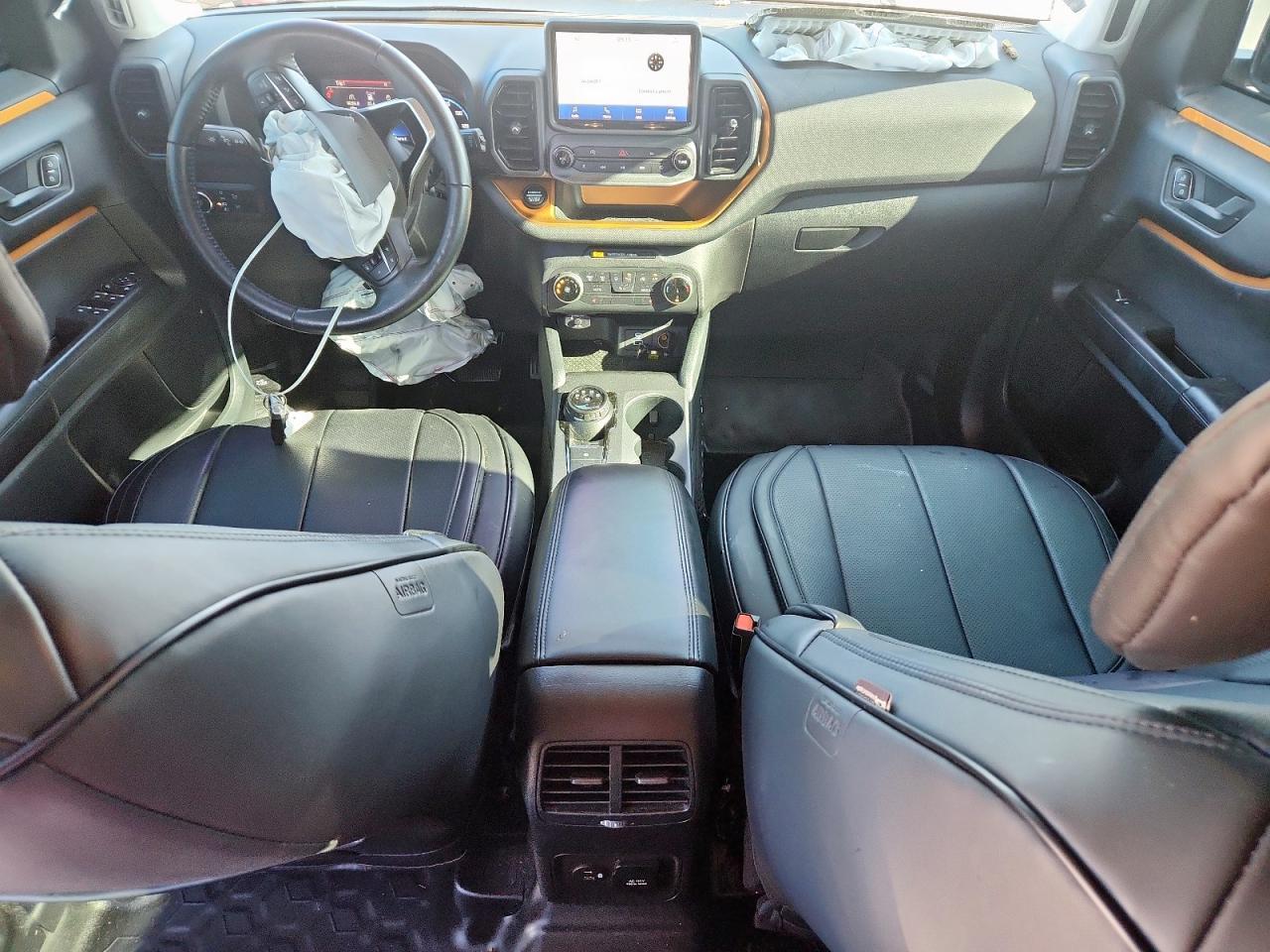 Ford Bronco Badlands Image 11