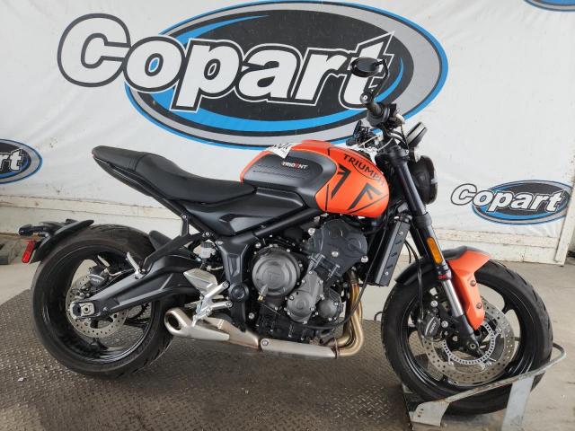  Salvage Triumph Motorcycle Trident 66