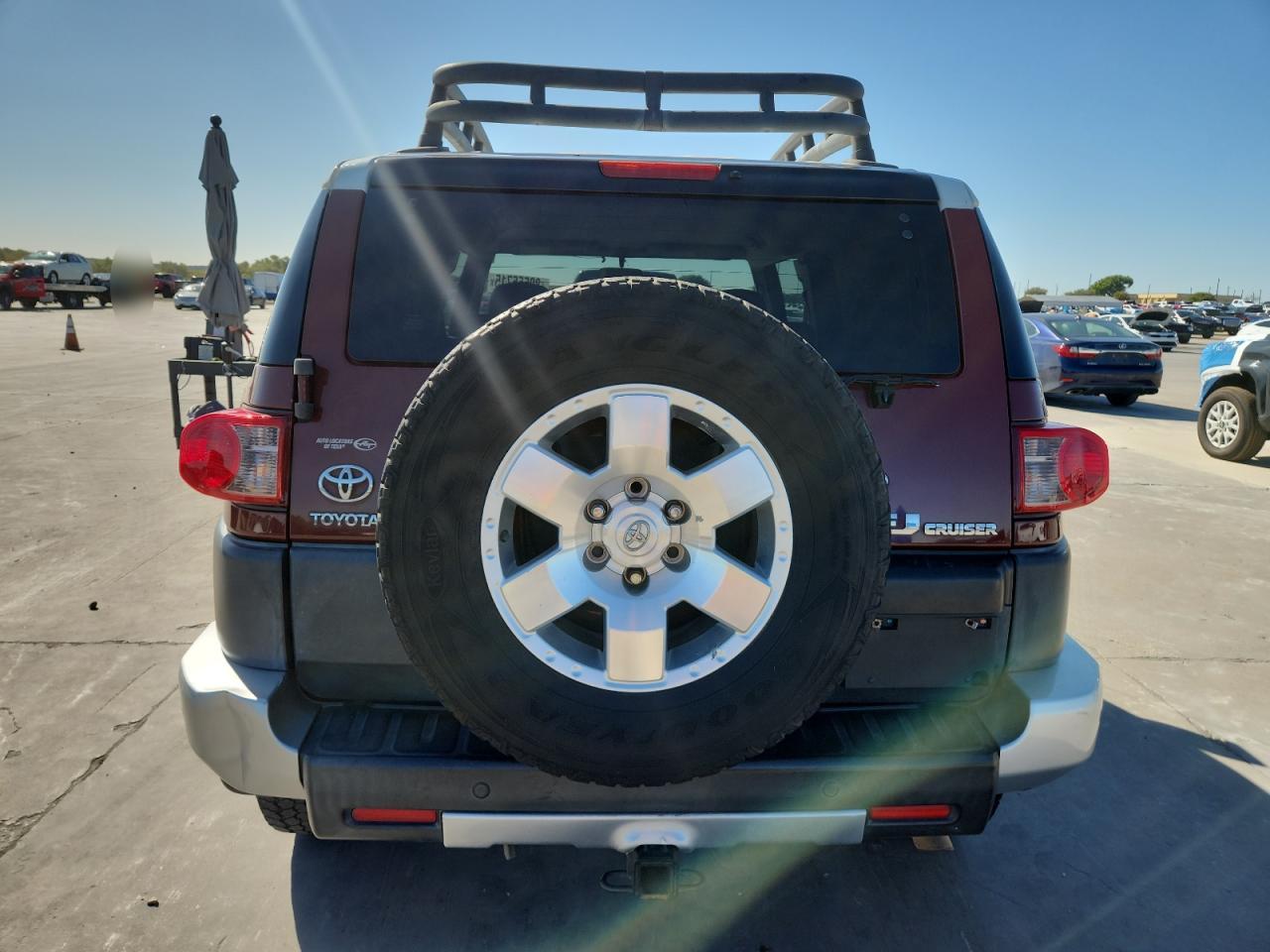 Toyota FJ Cruiser Image 6