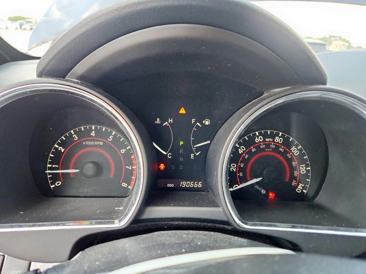 Toyota Highlander Base Image 8