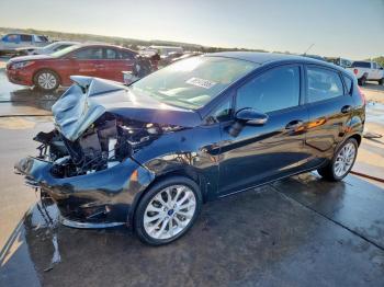  Salvage Ford Fiesta