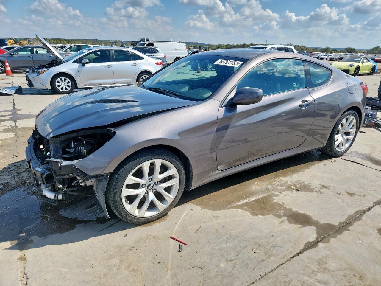 Hyundai Genesis 2.0t Image 1