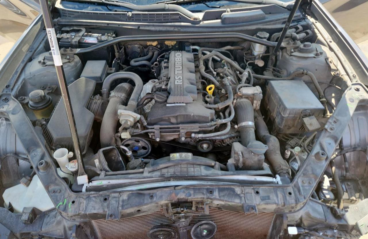 Hyundai Genesis 2.0t Image 8