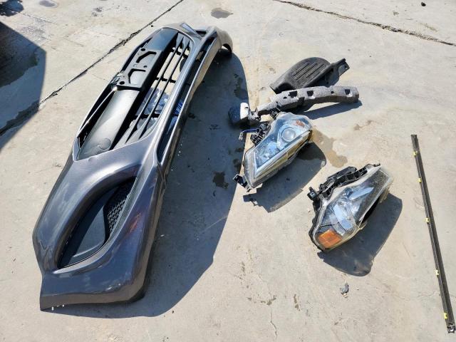 Hyundai Genesis 2.0t Image 9