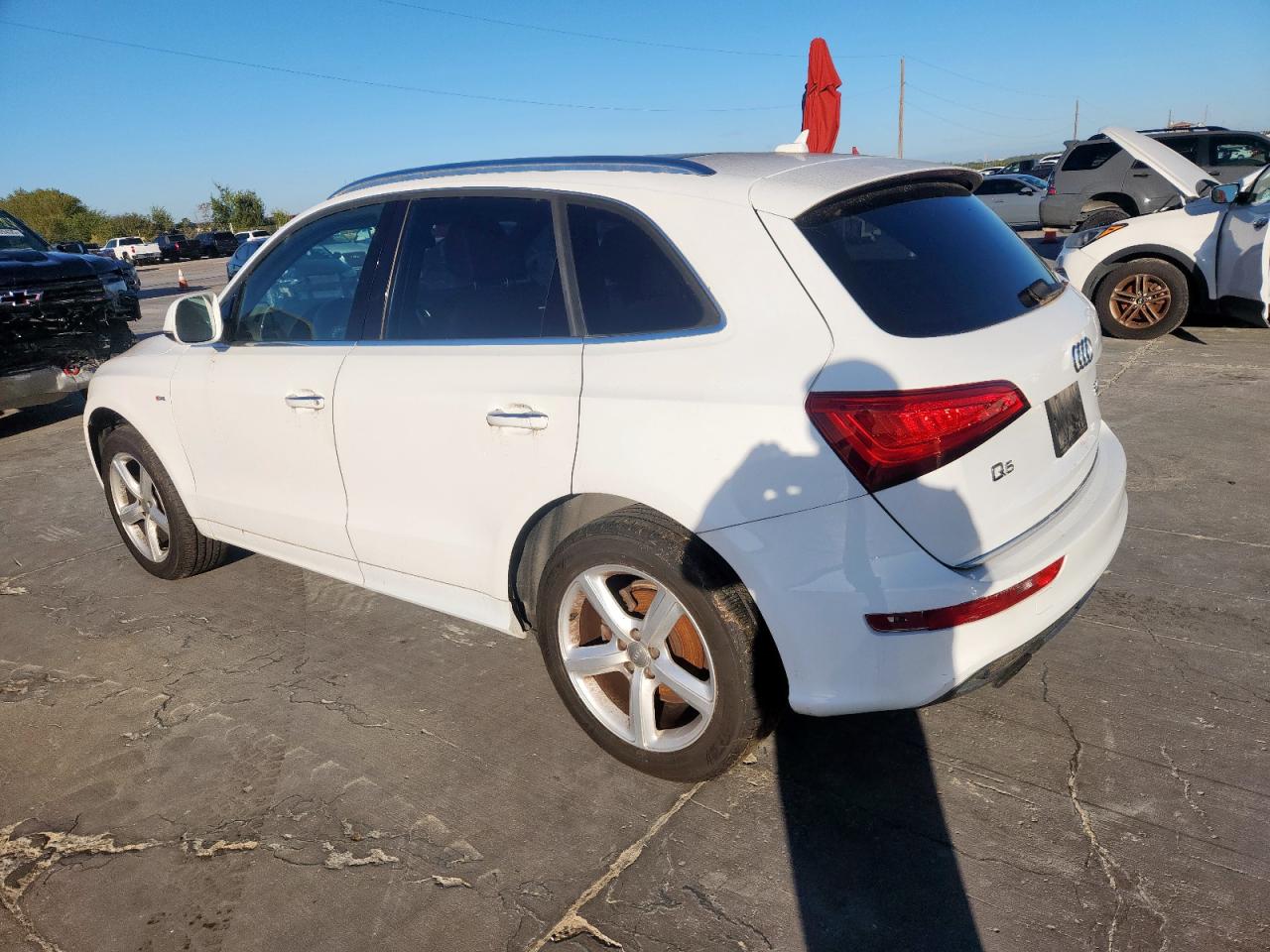 Audi Q5 Premium Plus Image 10