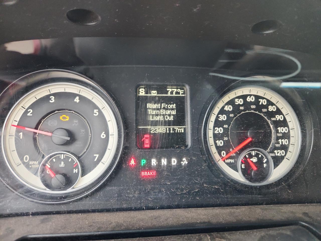 Ram 1500 Slt Image 4