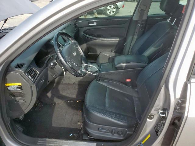 Hyundai Genesis 3.8l Image 8