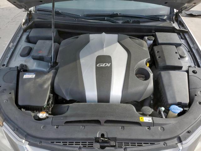 Hyundai Genesis 3.8l Image 12