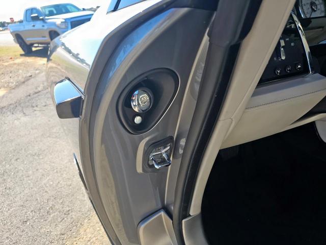 Rolls-Royce Wraith Image 11