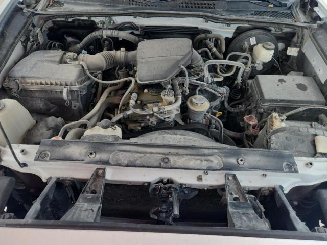 Toyota Tacoma Access Cab Image 12