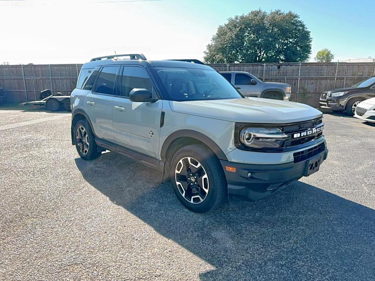 Ford Bronco Outer Banks Image 1