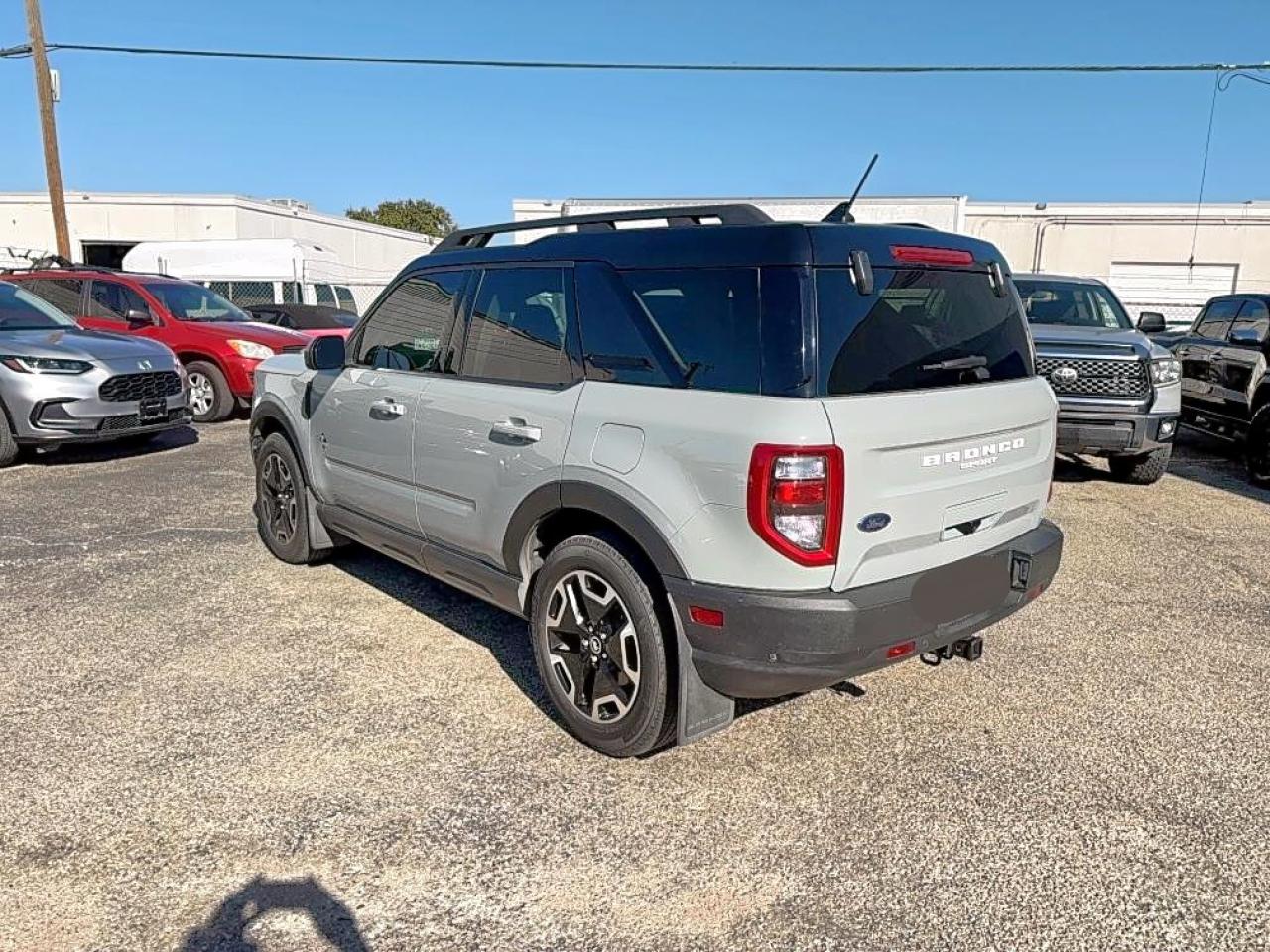 Ford Bronco Outer Banks Image 4