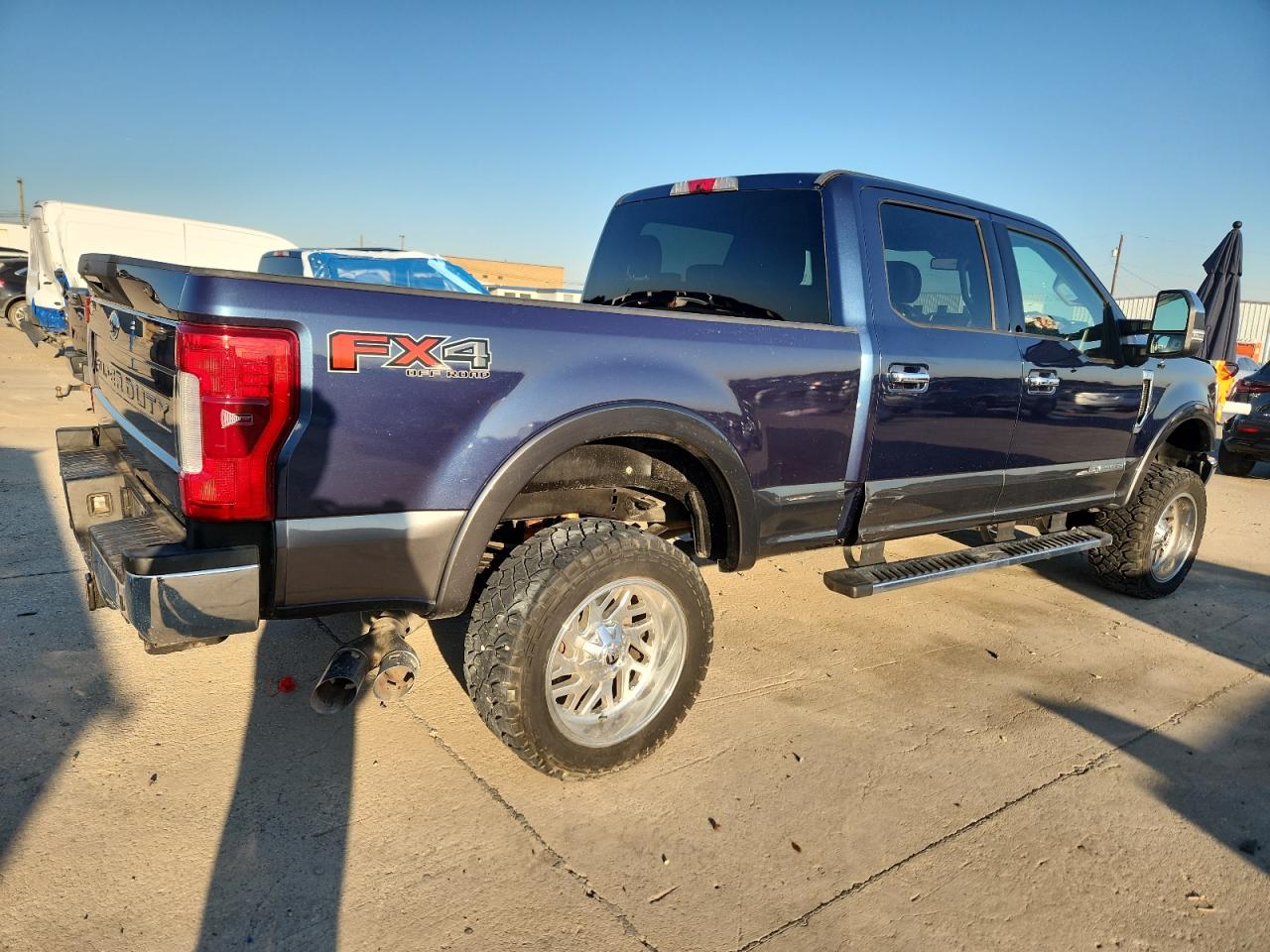 Ford F-250 Super Duty Image 11