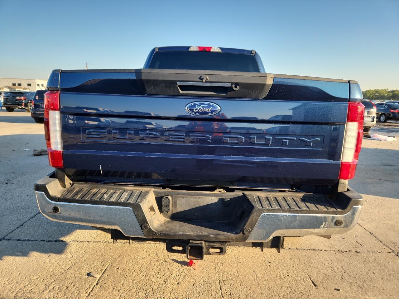 Ford F-250 Super Duty Image 4