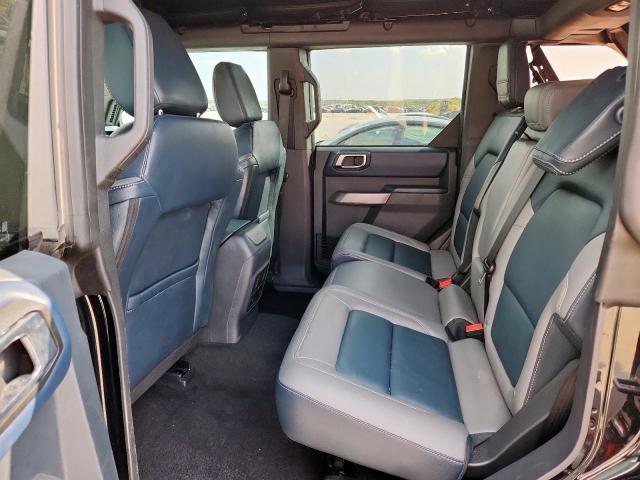 Ford Bronco Base Image 9