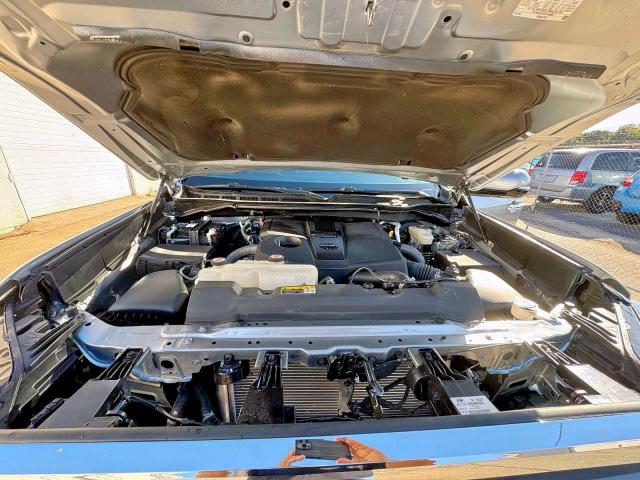 Toyota Tundra Crewmax Limited Image 8