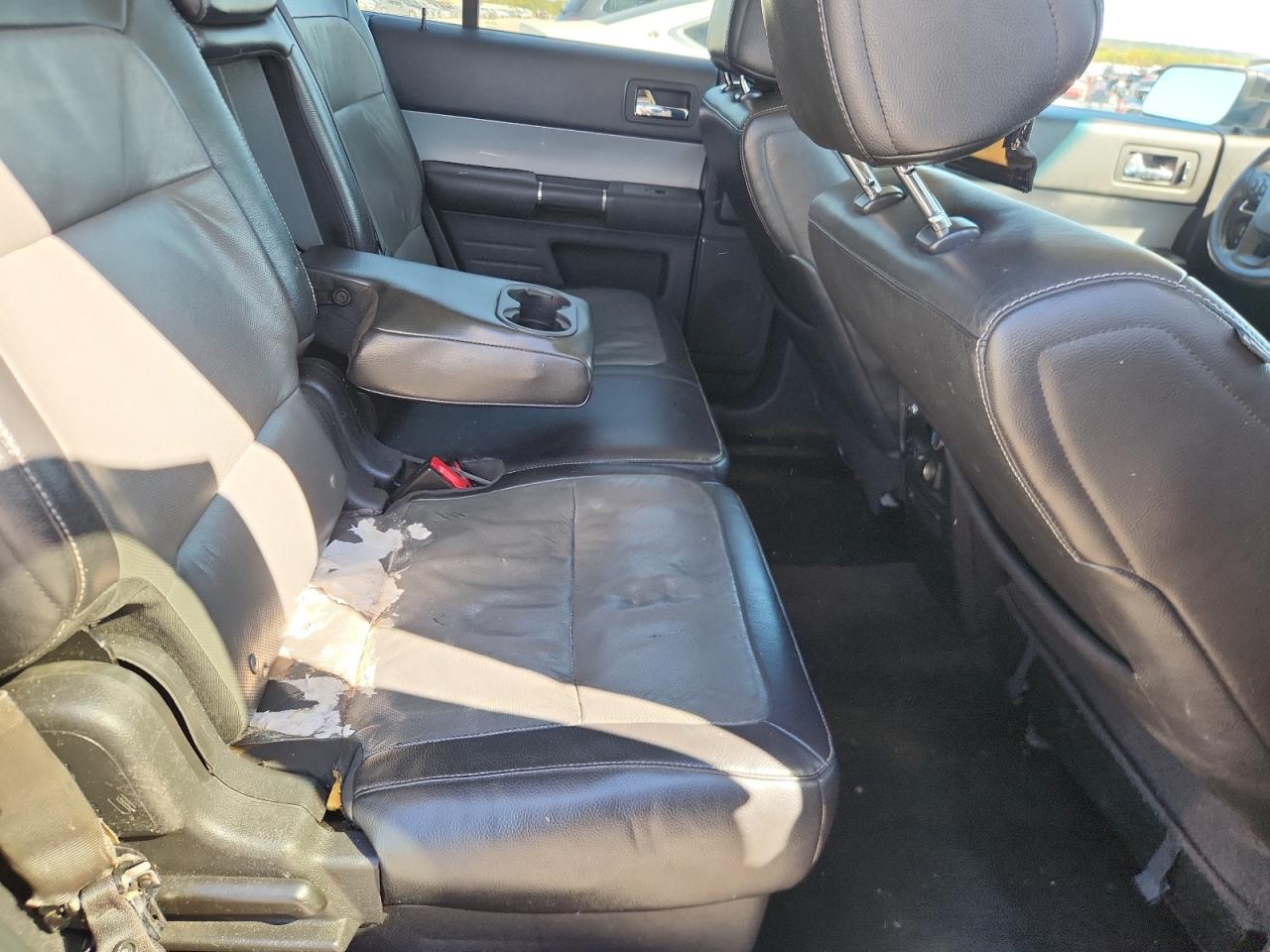 Ford Flex Limited Image 8