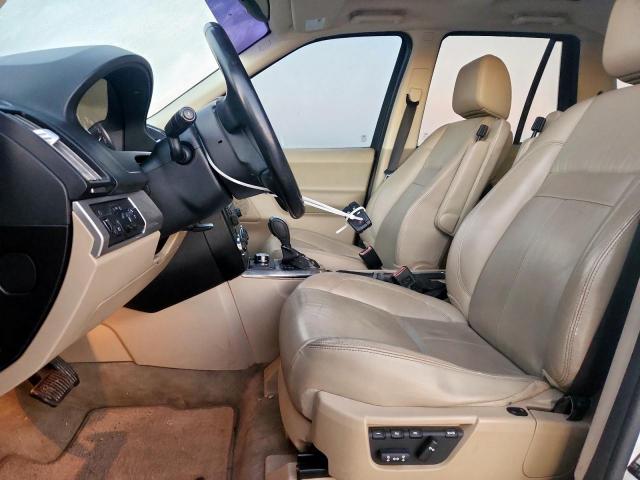 Land Rover LR2 Hse Luxury Image 3