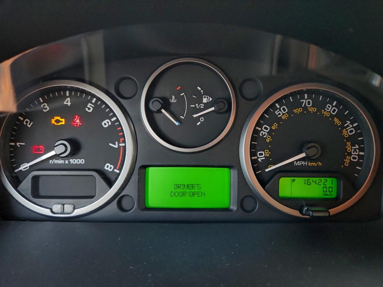 Land Rover LR2 Hse Luxury Image 2