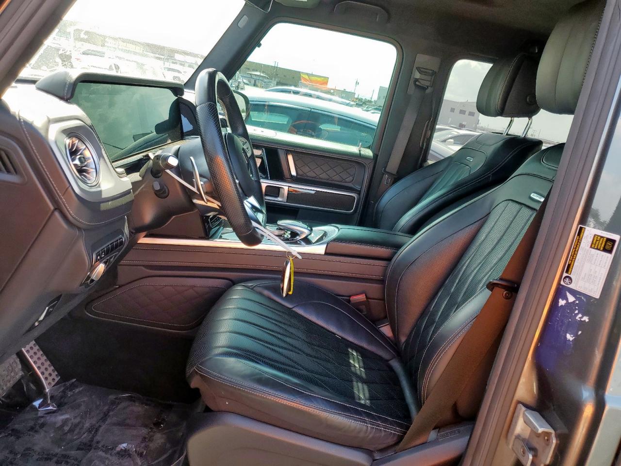 Mercedes-Benz G-Class 63 Amg Image 13