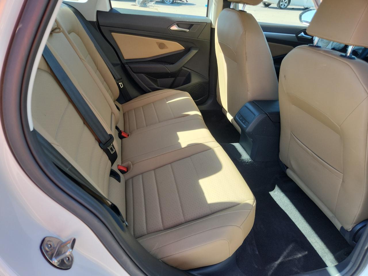 Volkswagen Jetta S Image 9