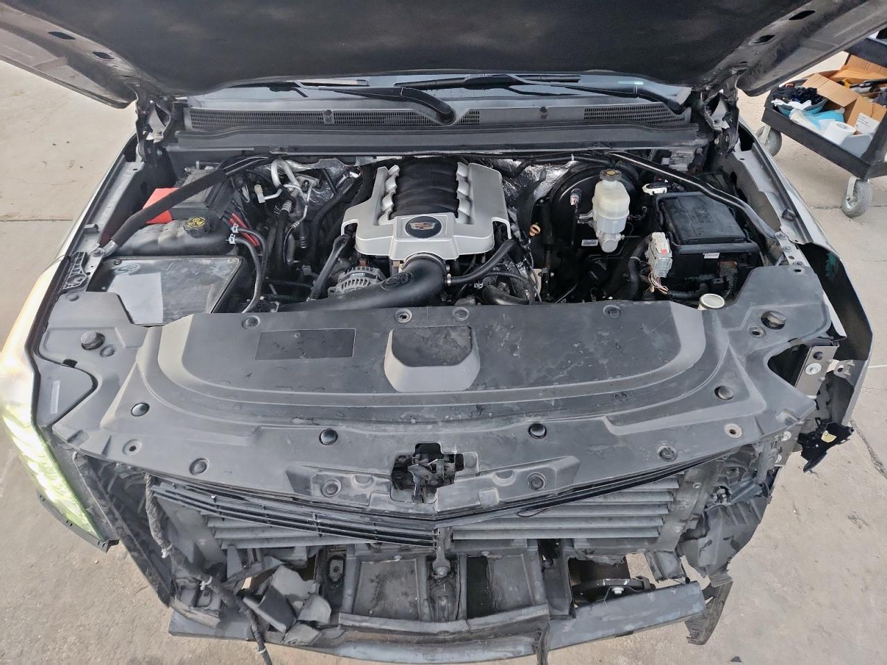 Cadillac Escalade Premium Luxury Image 7