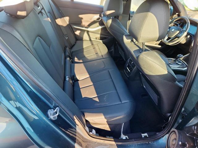 BMW 3 Series Image 9