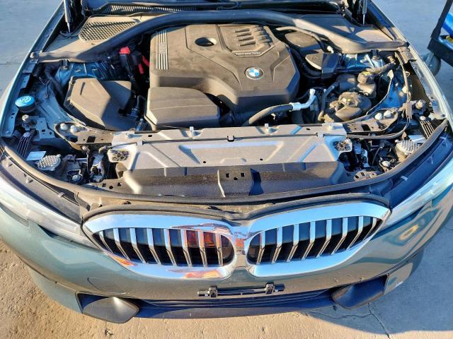 BMW 3 Series Image 10