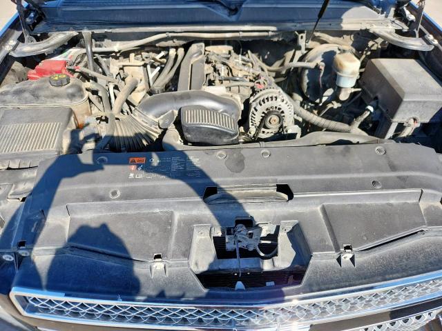 Chevrolet Suburban C1500 Lt Image 11