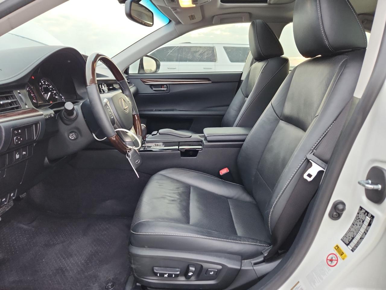 Lexus Es 350 Image 2