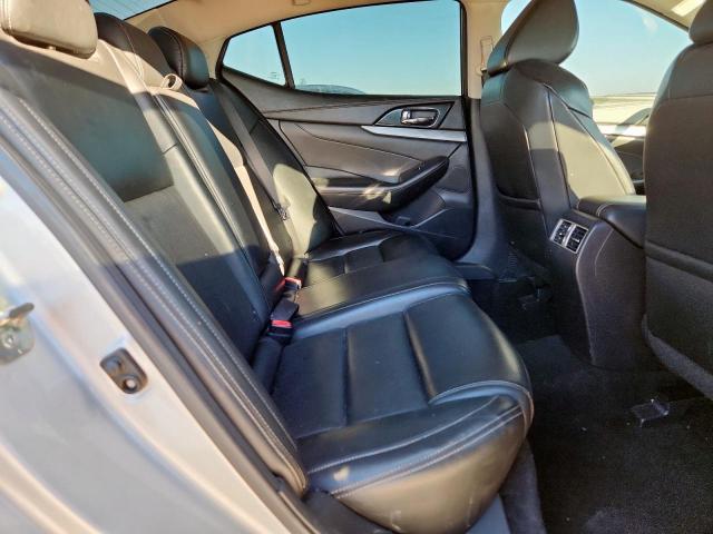 Nissan Maxima 3.5s Image 11