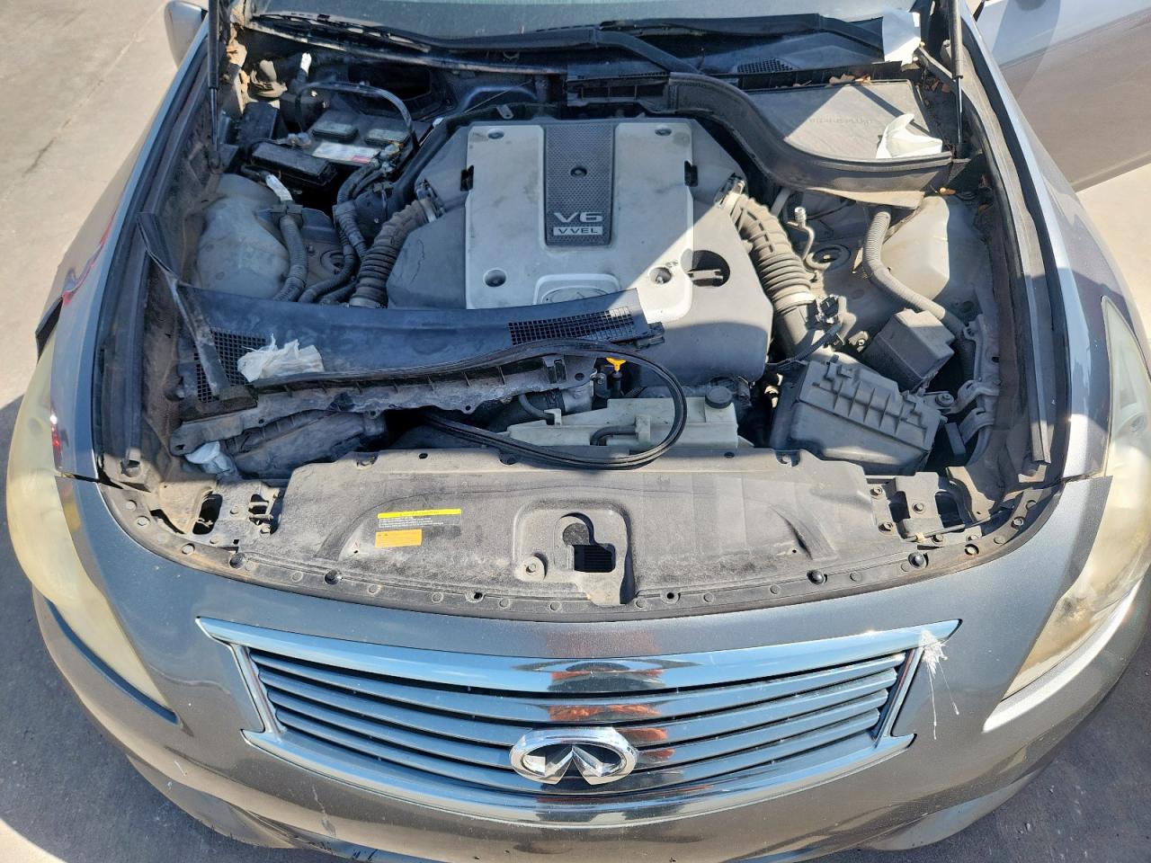 INFINITI G37 Base Image 11