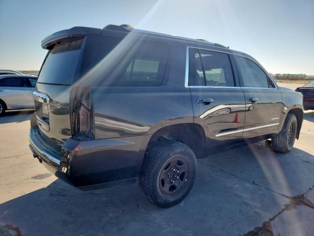 GMC Yukon Denali Image 4