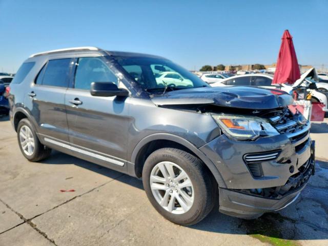 Ford Explorer Xlt Image 7