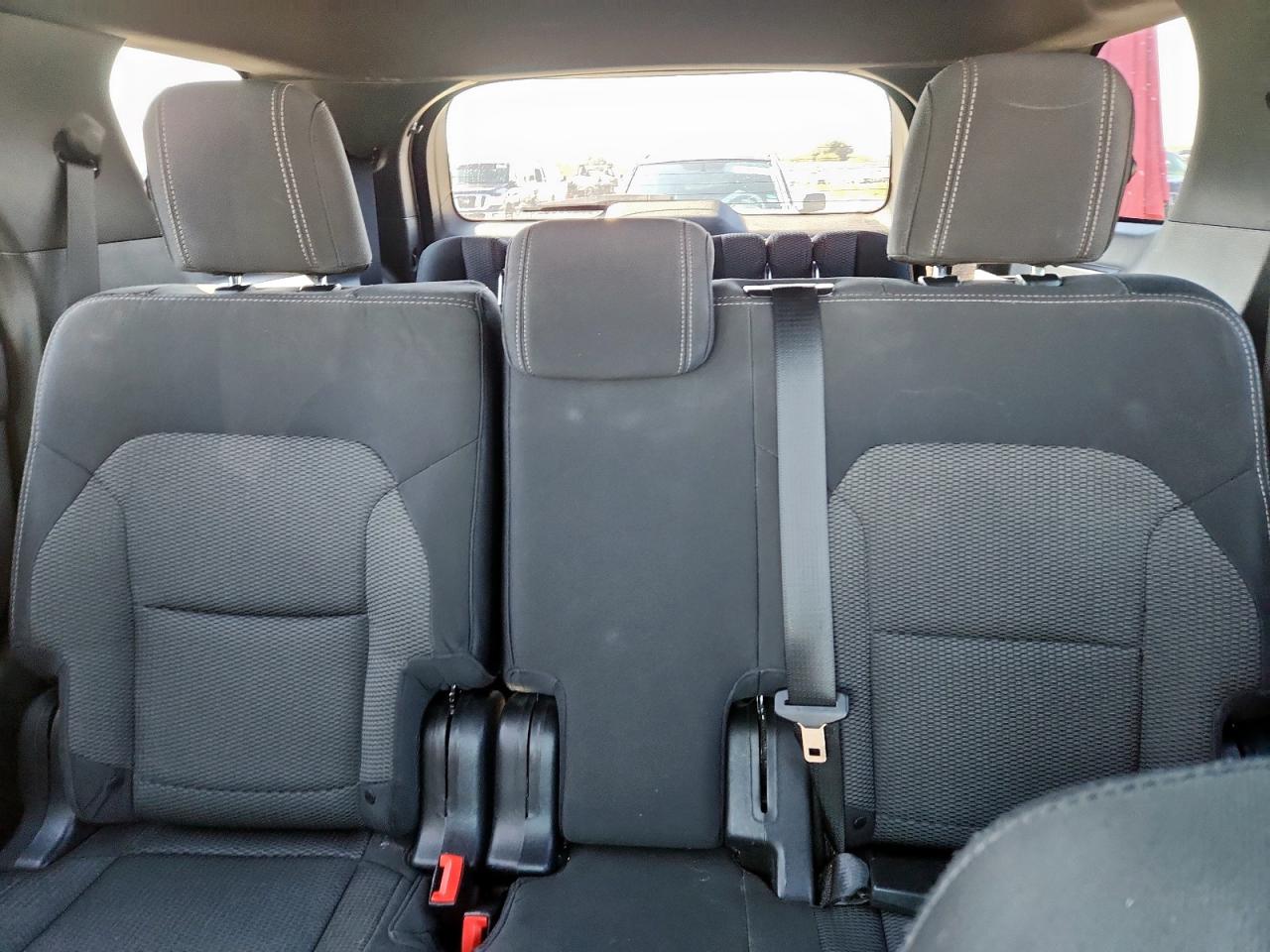 Ford Explorer Xlt Image 9