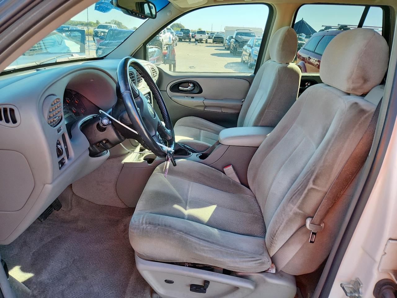 Chevrolet Trailblazer Ls Image 7